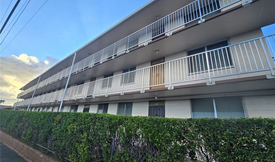 720 Waiakamilo Rd C120A, Honolulu, HI 96817 - 2 Beds, 1 Bath