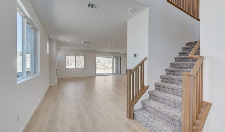 394 Arizona St, Boulder City, NV 89005 - 5 Beds, 4 Bath