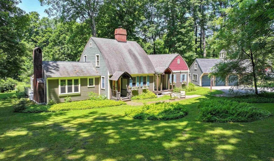 7 High St, Brandon, VT 05733 - 3 Beds, 3 Bath