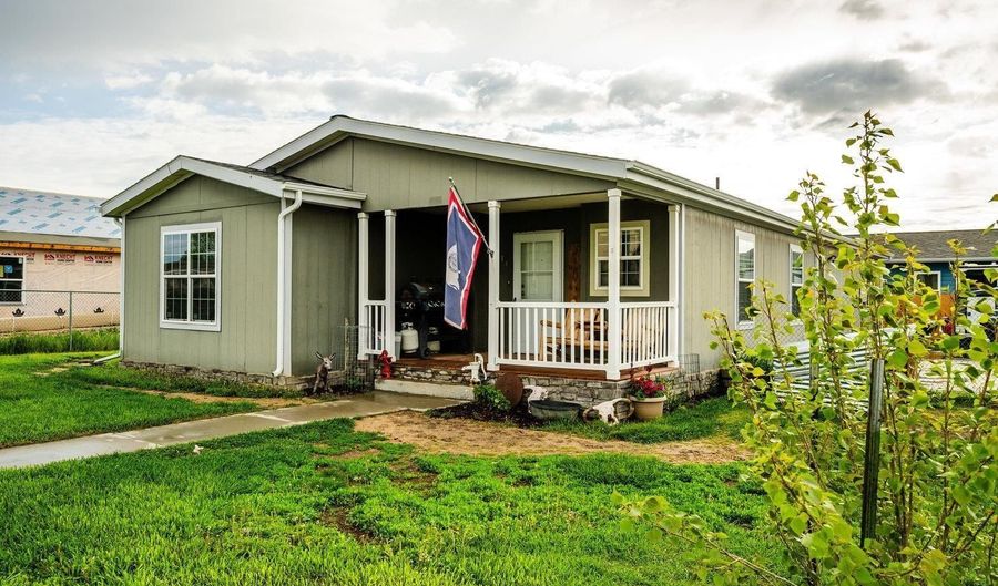 114 Tamari Dr, Buffalo, WY 82834 - 3 Beds, 3 Bath