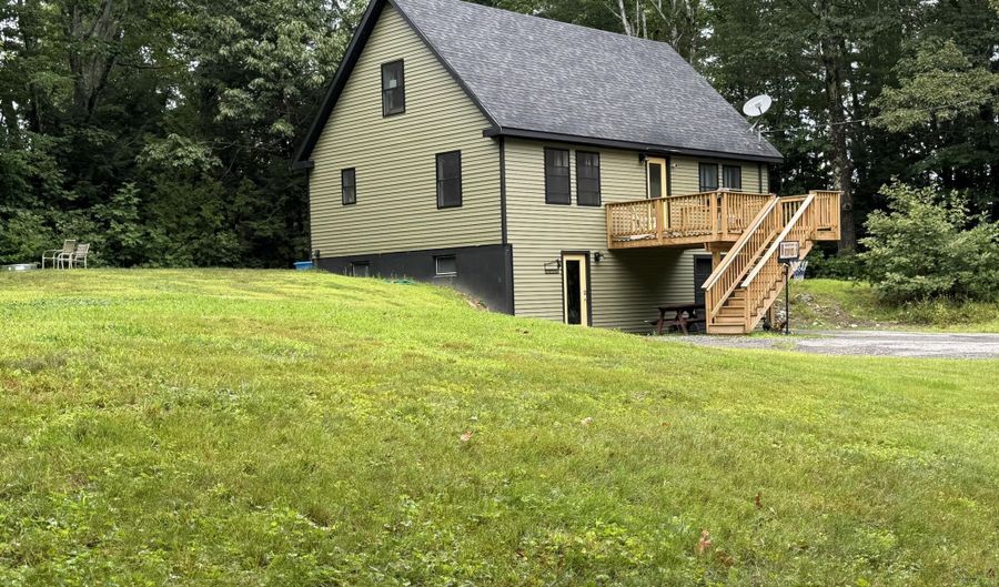 780 Oakland Rd, Belgrade, ME 04917 - 3 Beds, 2 Bath