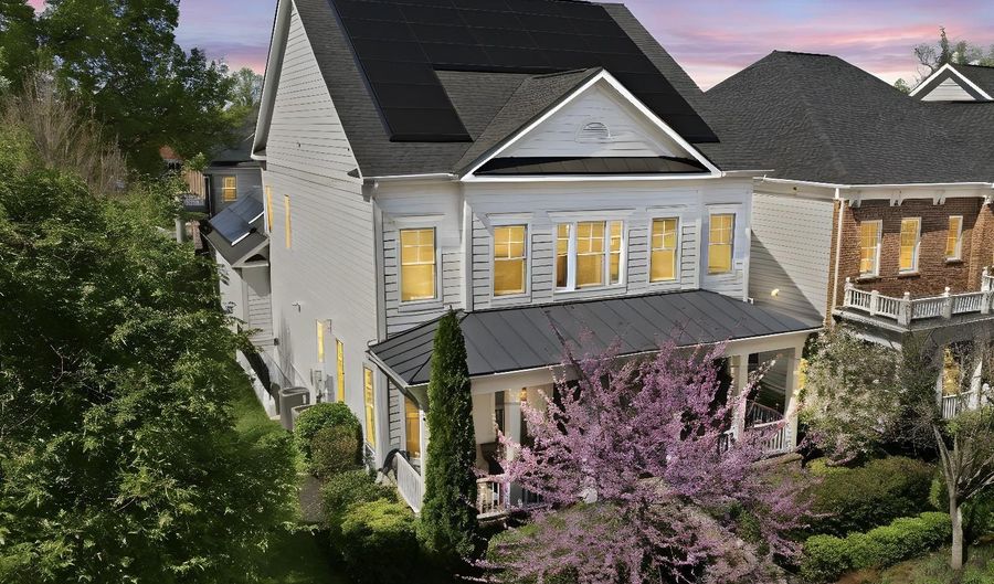 9123 OLD GEORGETOWN Rd, Bethesda, MD 20814 - 5 Beds, 5 Bath