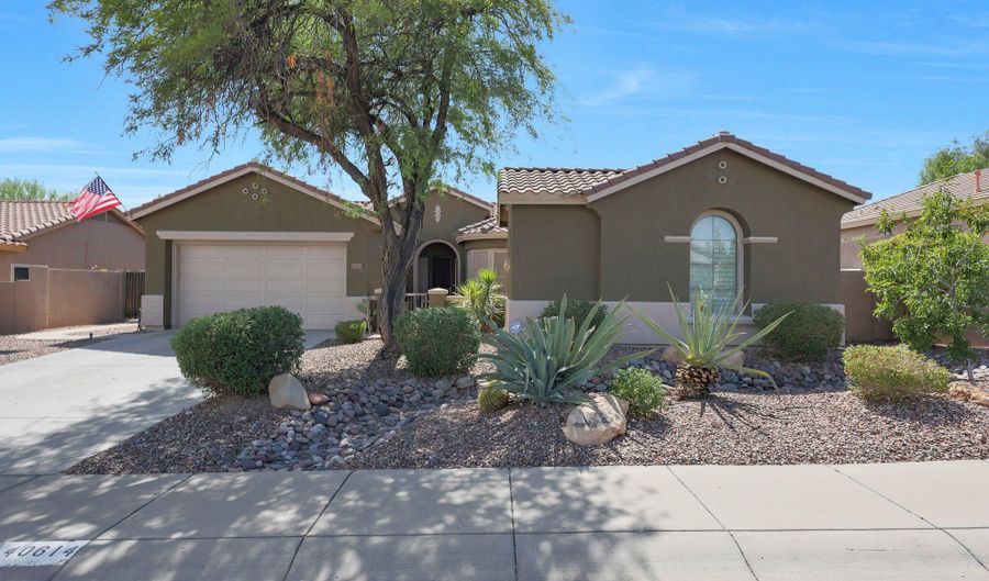 40614 N LAUREL VALLEY Way, Anthem, AZ 85086 - 4 Beds, 4 Bath