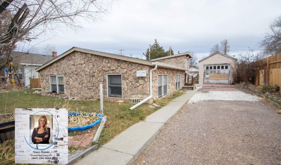 311 S Elk St, Casper, WY 82604 - 2 Beds, 1 Bath