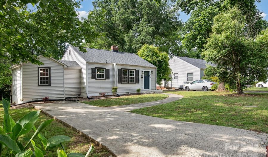 3920 Admiral Ave, Charlotte, NC 28205 - 3 Beds, 2 Bath