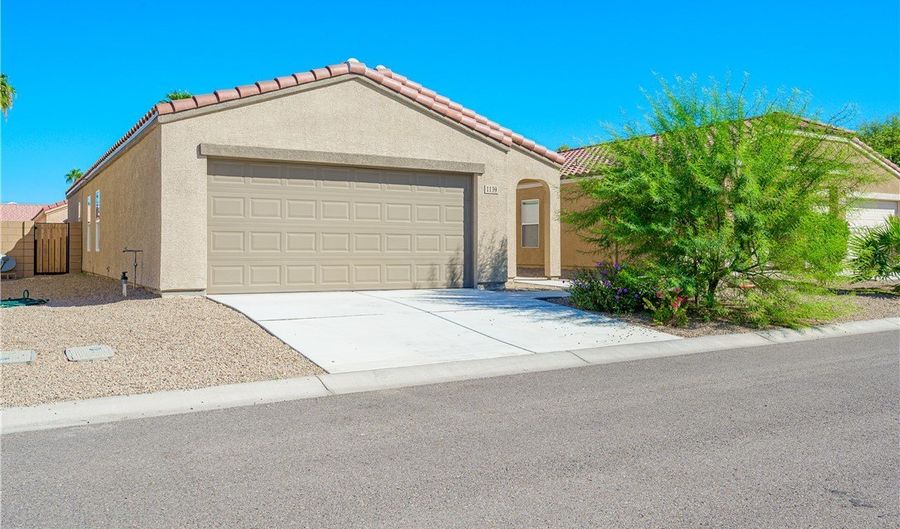 1139 Aspen Dr, Bullhead City, AZ 86442 - 3 Beds, 2 Bath