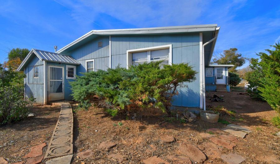 11 Stephens Pl, Bluewater, NM 87005 - 4 Beds, 2 Bath