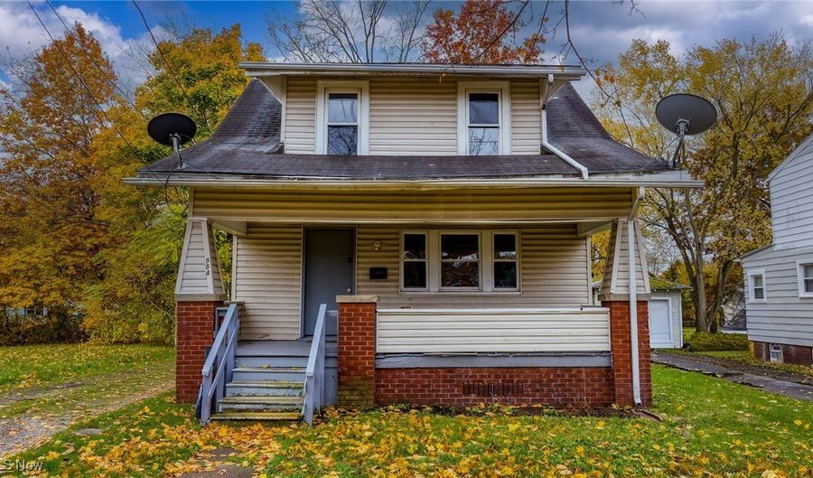 884 Lovers Ln, Akron, OH 44306 - 3 Beds, 1 Bath