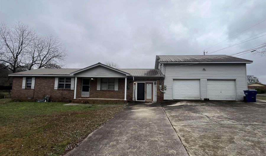 1035 Portwood Dr, Albertville, AL 35951 - 3 Beds, 2 Bath