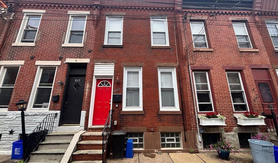 845 MERCER St, Philadelphia, PA 19125 - 2 Beds, 2 Bath