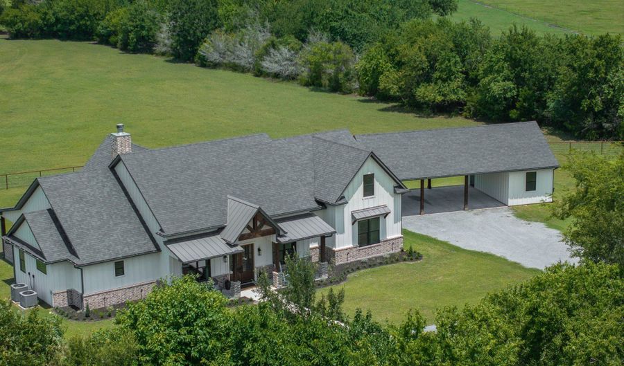 3738 Country Road 222, Anderson, TX 77830 - 3 Beds, 4 Bath