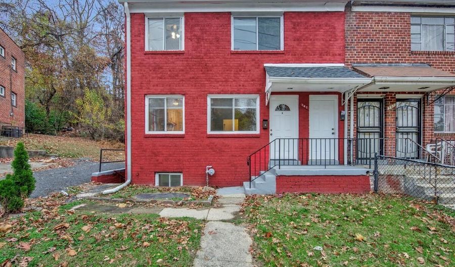 107 JOLIET St SW, Washington, DC 20032 - 3 Beds, 3 Bath