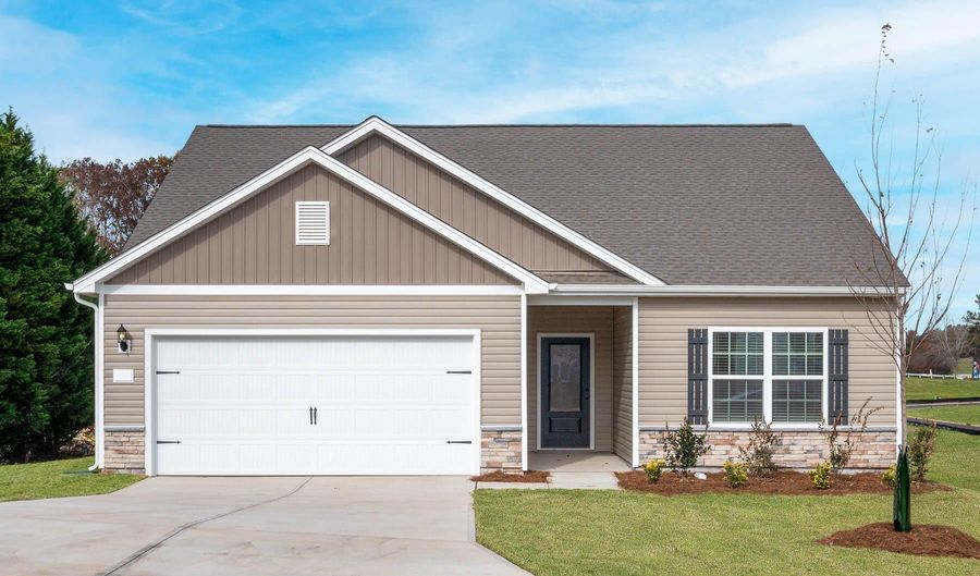 357 Chedworth Dr, Angier, NC 27501 - 3 Beds, 2 Bath