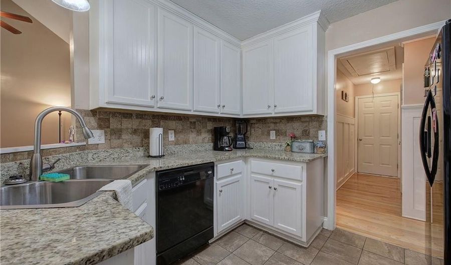21 Washakie Ln, Adairsville, GA 30103 - 3 Beds, 2 Bath