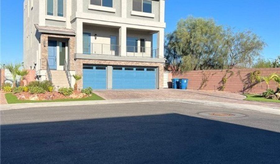 8094 Noble Ridge St, Las Vegas, NV 89139 - 5 Beds, 5 Bath