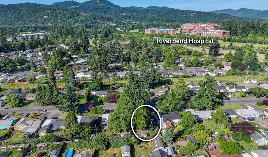 3198 PHEASANT Blvd, Springfield, OR 97477 - 3 Beds, 2 Bath