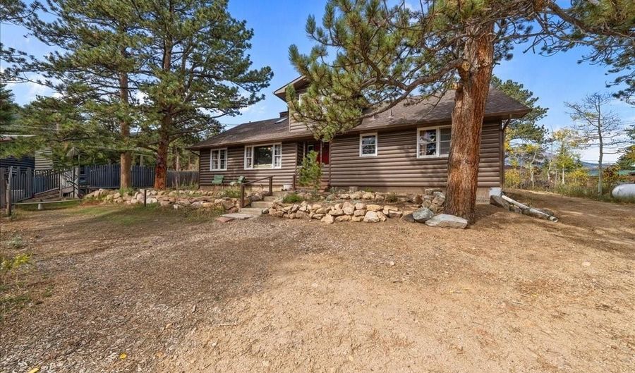 40 Ski Rd, Allenspark, CO 80510 - 5 Beds, 3 Bath