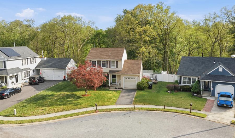 1 LILY Ct, Atco, NJ 08004 - 3 Beds, 2 Bath