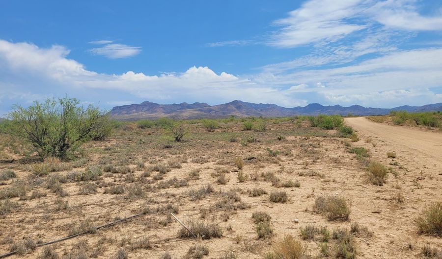 W Traveler Way 50A, Congress, AZ 85332 - 0 Beds, 0 Bath
