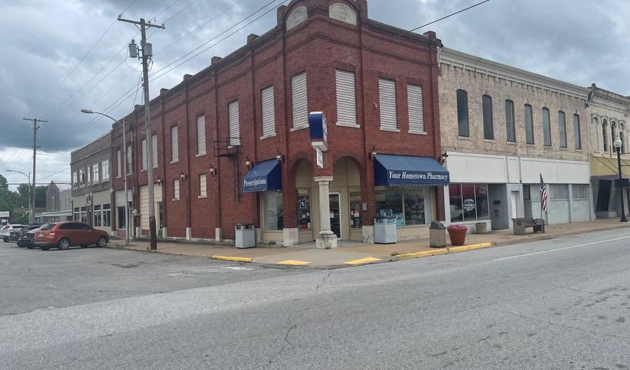 1000 Military Ave, Baxter Springs, KS 66713 - 0 Beds, 2 Bath