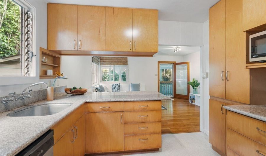 59-165 A Ke Nui Rd A, Haleiwa, HI 96712 - 4 Beds, 2 Bath