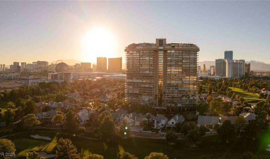 3111 Bel Air Dr 4G, Las Vegas, NV 89109 - 3 Beds, 3 Bath