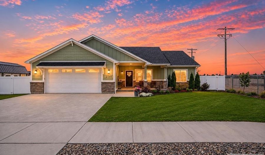 2285 Coopers Way, Blackfoot, ID 83221 - 3 Beds, 2 Bath