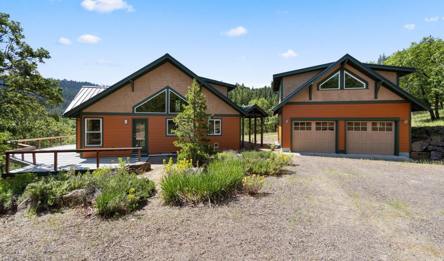 30 Steinman Dr, Ashland, OR 97520 - 3 Beds, 3 Bath