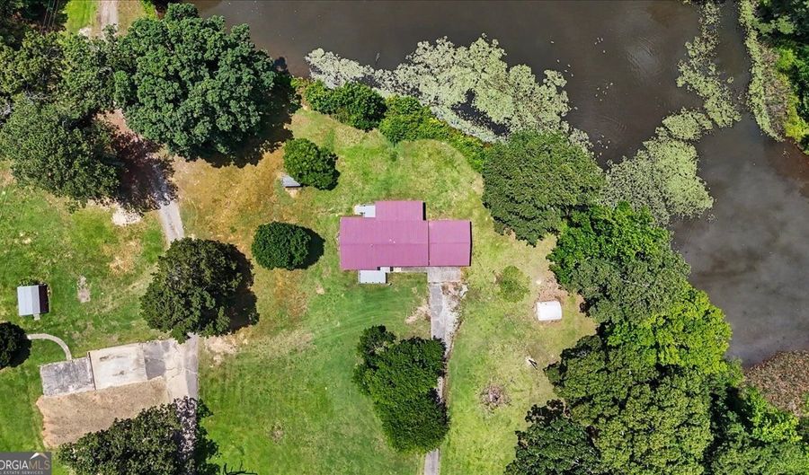 4487 Joe Frank Harris Pkwy NW, Adairsville, GA 30103 - 3 Beds, 3 Bath