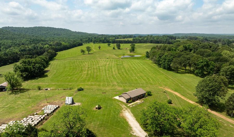 1237 AR Hwy 354, Ash Flat, AR 72513 - 3 Beds, 2 Bath