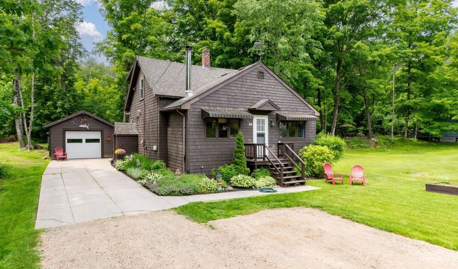 29 Bean Rd, Center Harbor, NH 03226 - 3 Beds, 2 Bath