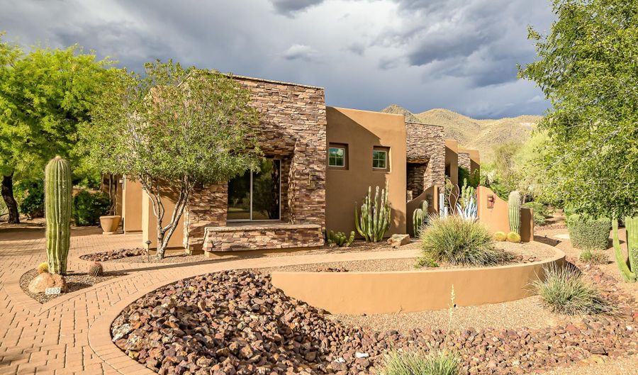 5690 E CANYON CREEK Cir, Carefree, AZ 85377 - 4 Beds, 3 Bath
