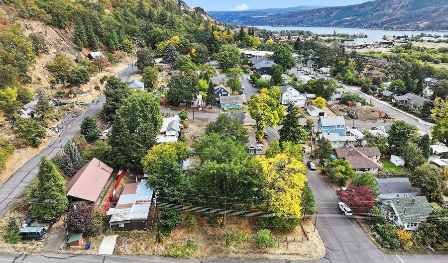 E Franklin ST, Bingen, WA 98605 - 0 Beds, 0 Bath