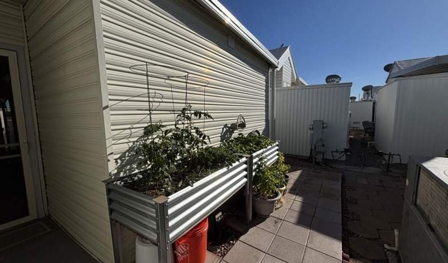 702 S. Meridian Rd 0875, Apache Junction, AZ 85120 - 1 Beds, 2 Bath