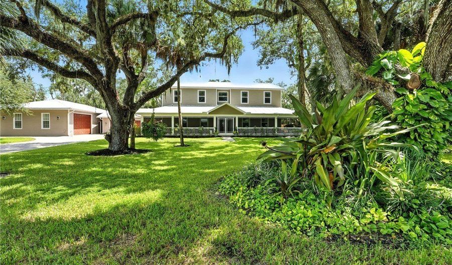16461 Oakview Cir, Alva, FL 33920 - 4 Beds, 3 Bath
