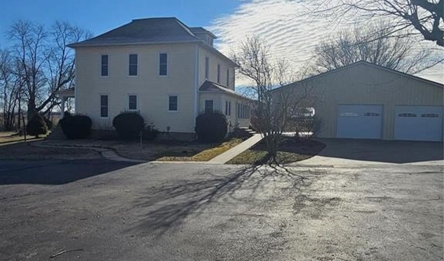 21212 State Highway O, Advance, MO 63730 - 5 Beds, 2 Bath