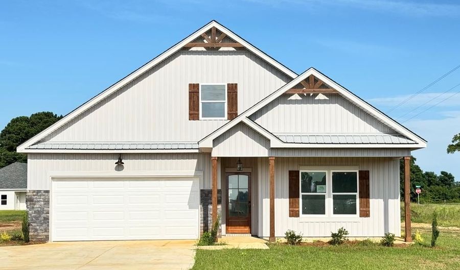 14 Woodham Rd, Ashford, AL 36312 - 3 Beds, 2 Bath