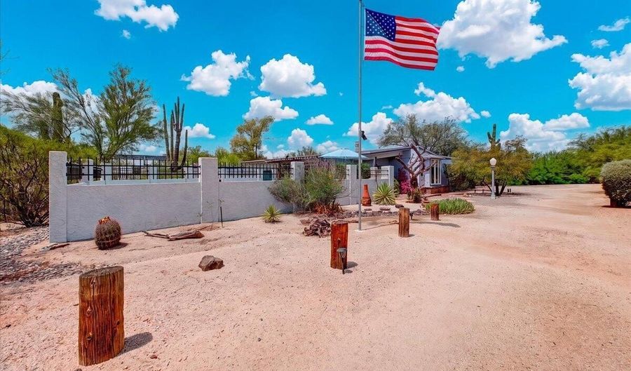 5054 E SUMMERSET Cir, Cave Creek, AZ 85331 - 2 Beds, 2 Bath