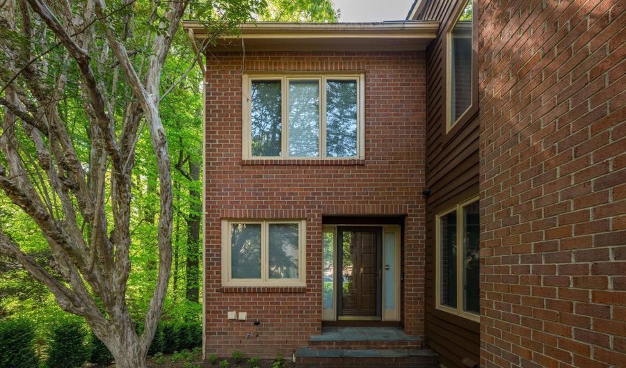 7714 WHITERIM Ter, Potomac, MD 20854 - 3 Beds, 4 Bath
