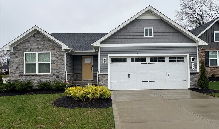 173 Eagle Cir, Amherst, OH 44001 - 3 Beds, 2 Bath