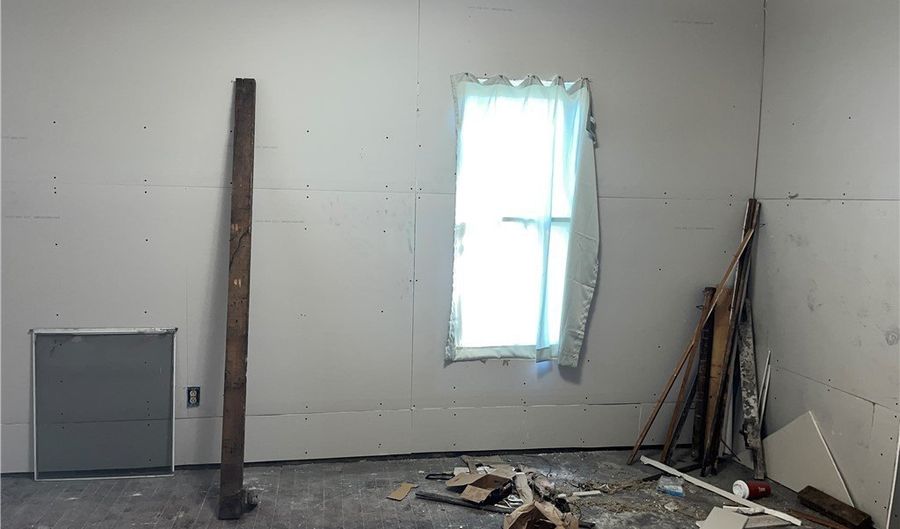 4601 West Ave, Ashtabula, OH 44004 - 3 Beds, 1 Bath