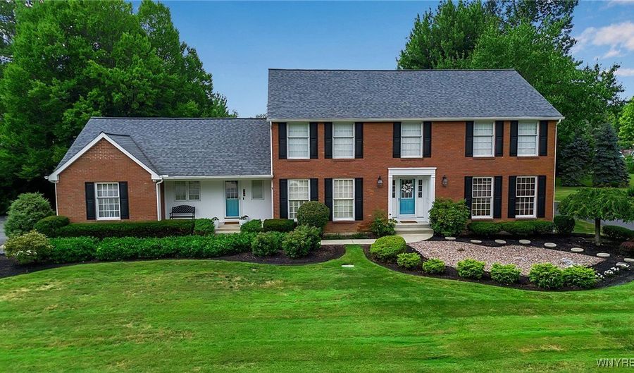 150 Brandywine Dr, Amherst, NY 14221 - 5 Beds, 4 Bath