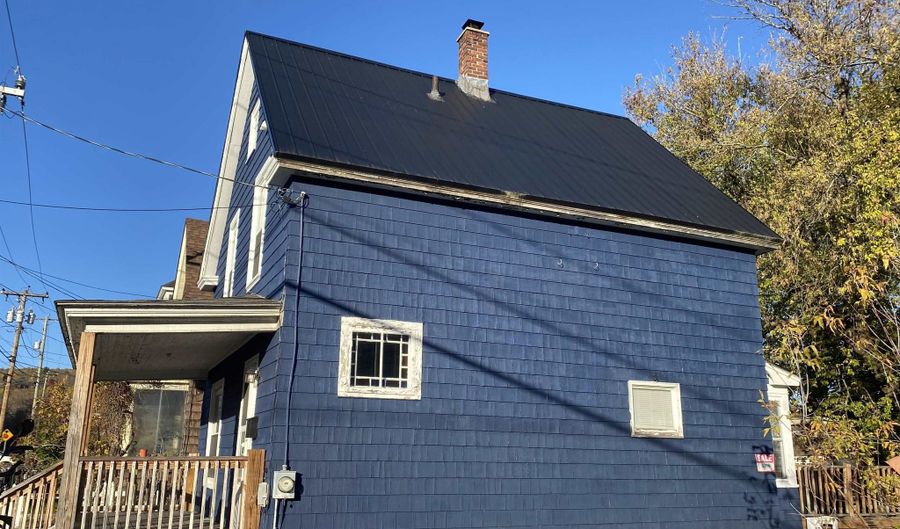 804 Third Ave, Berlin, NH 03570 - 3 Beds, 2 Bath