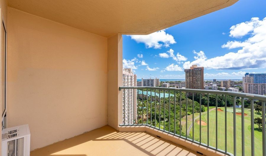 3054 Ala Poha Pl 2011, Honolulu, HI 96818 - 3 Beds, 2 Bath