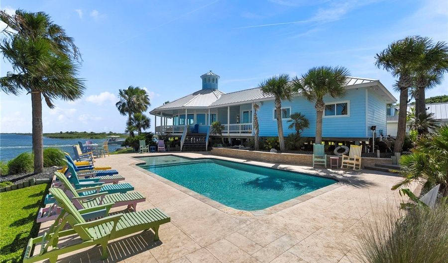 140 Bay Harbor Dr, Aransas Pass, TX 78336 - 7 Beds, 8 Bath