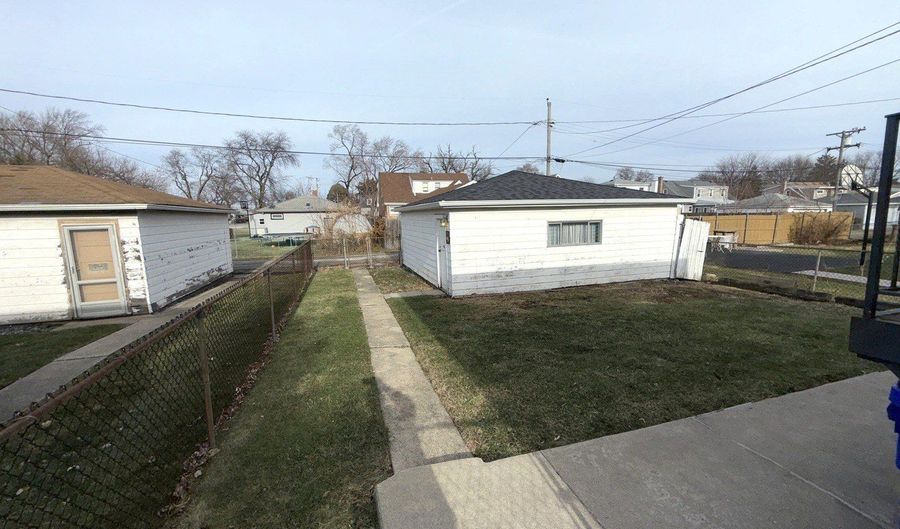 3650 W 116th St, Alsip, IL 60803 - 3 Beds, 1 Bath