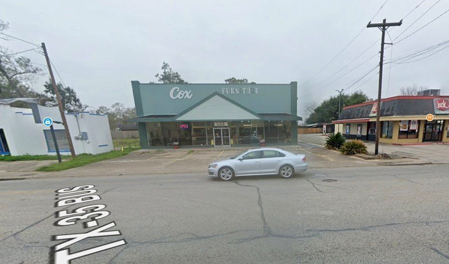 601 S. GORDON St, Alvin, TX 77511 - 0 Beds, 0 Bath