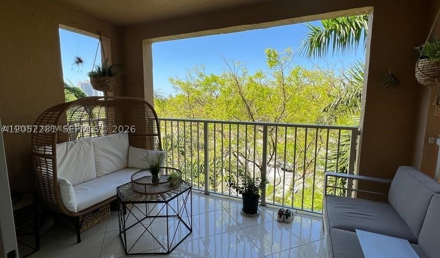 19901 E Country Club Dr 2505, Aventura, FL 33180 - 2 Beds, 2 Bath