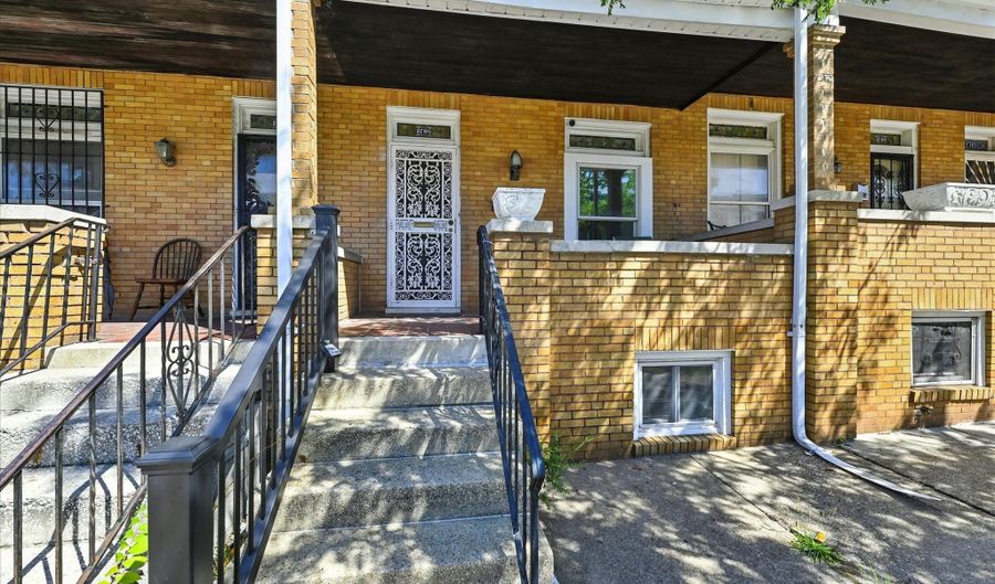 2706 E BIDDLE St, Baltimore, MD 21213 - 3 Beds, 2 Bath