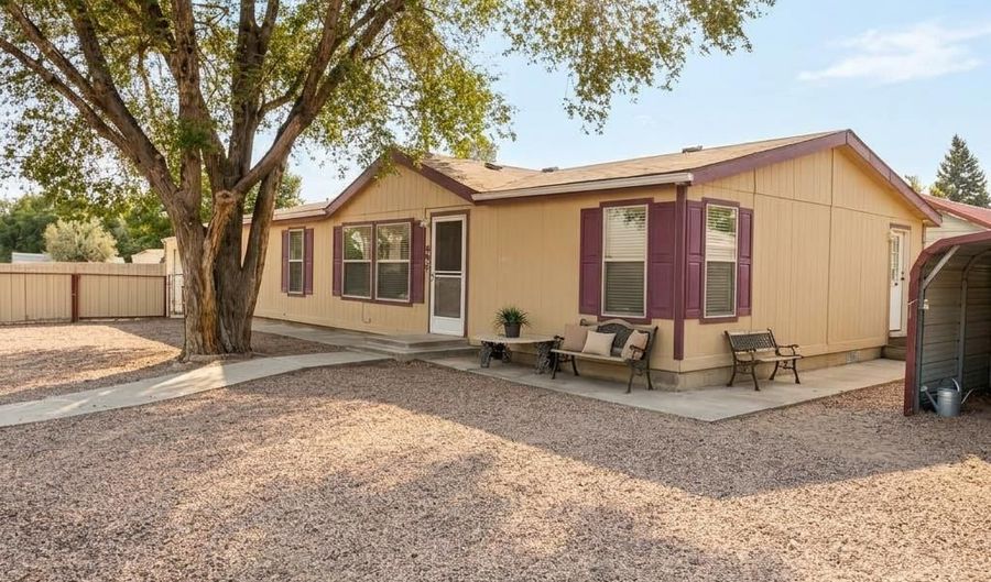 601 North Ln, Avondale, CO 81022 - 4 Beds, 2 Bath